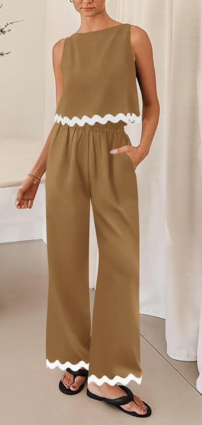 Women's Elegant Lounge Set with Wide Cut and Decorative Wave Edges