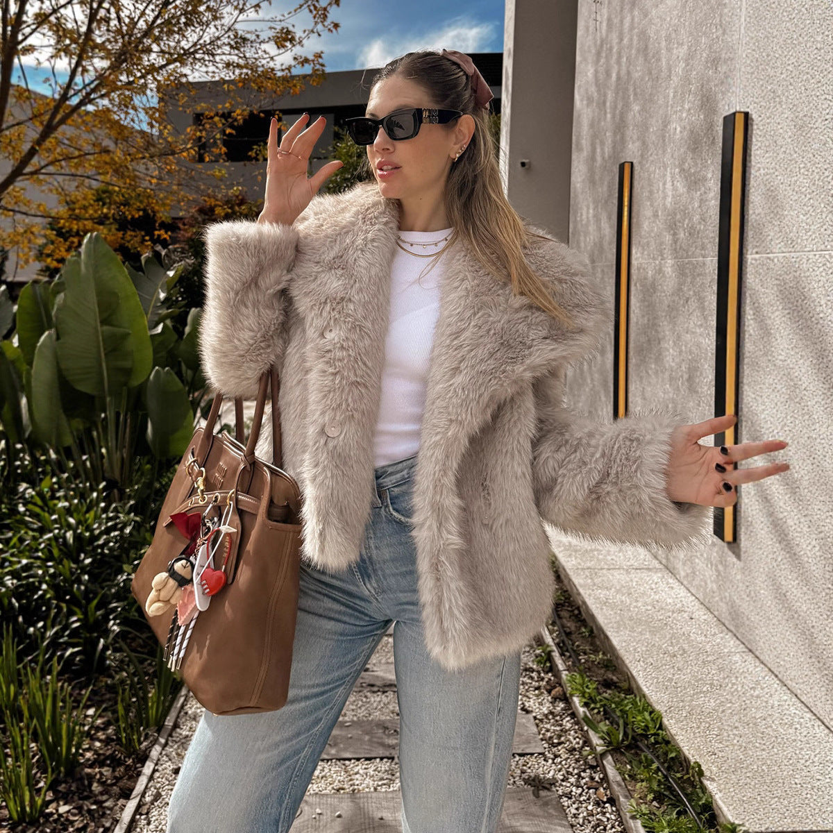 Women's Elegant Faux Fur Coat with Wide Collar