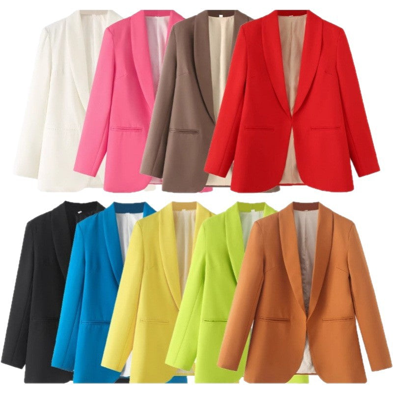 Elegant Women's Blazer with Unique Cut and Pockets