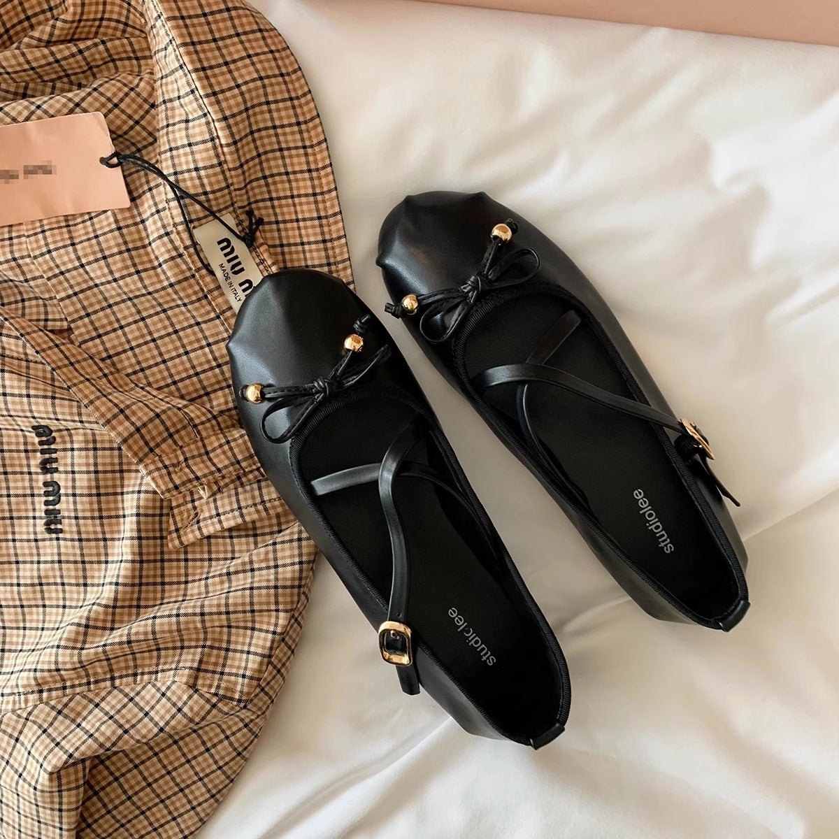 Women's Ballet Flats with Fine Straps and Bow Detail