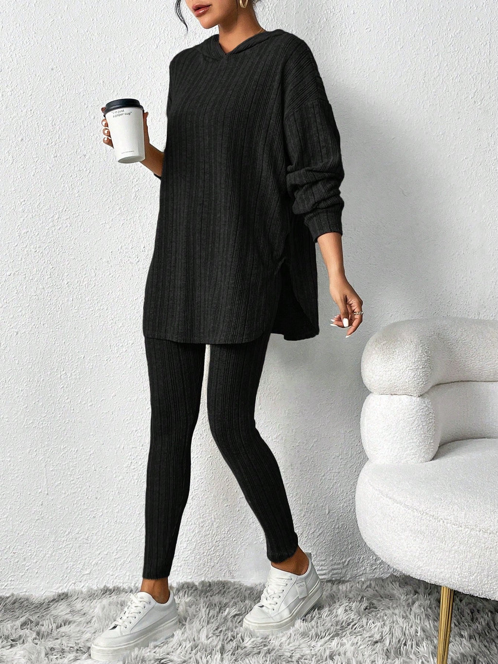 Women's Casual Lounge Outfit with Oversized Sweater and Leggings
