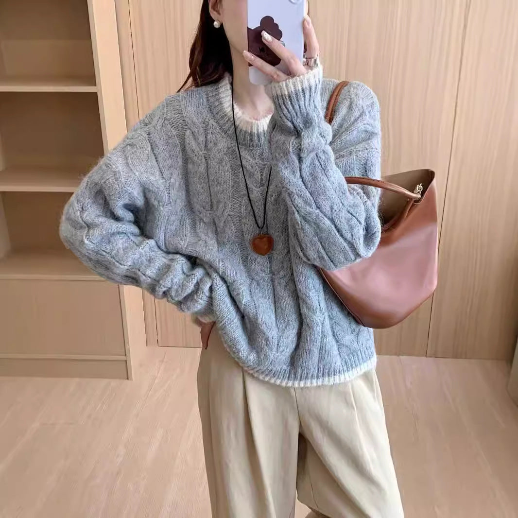 Women's Chunky Knit Sweater with Cable Pattern and Round Neckline