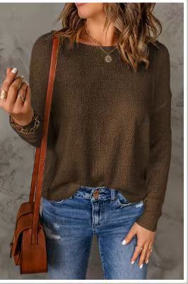 Women's Chunky Knit Sweater with Wide Fit and Decorative V-Neck