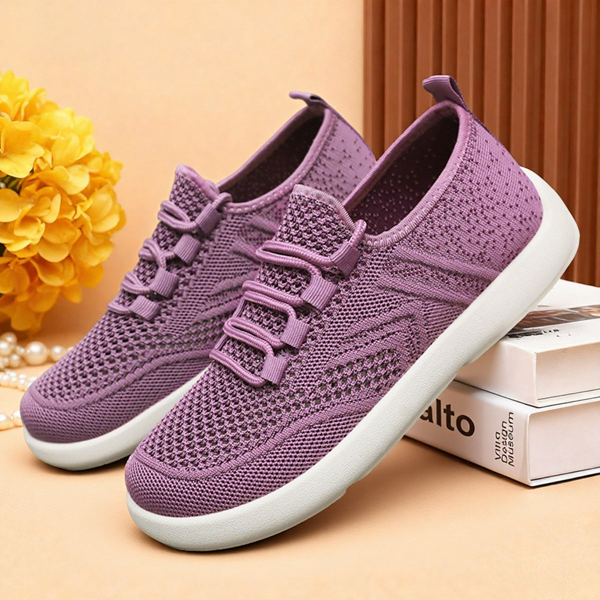 Women's Breathable Sneakers with Elastic Laces