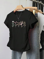 Women's Crop T-Shirt with Fitted Cut and Modern Design