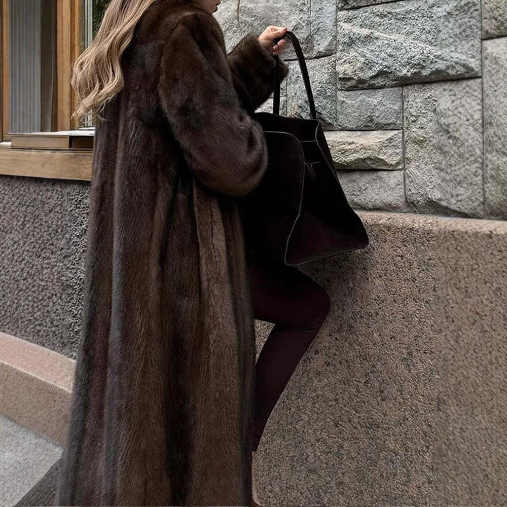 Women's Elegant and Fluffy Long Faux Fur Coat