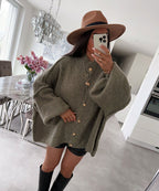 Women's Chunky Knit Sweater with Voluminous Sleeves and Comfortable Fit