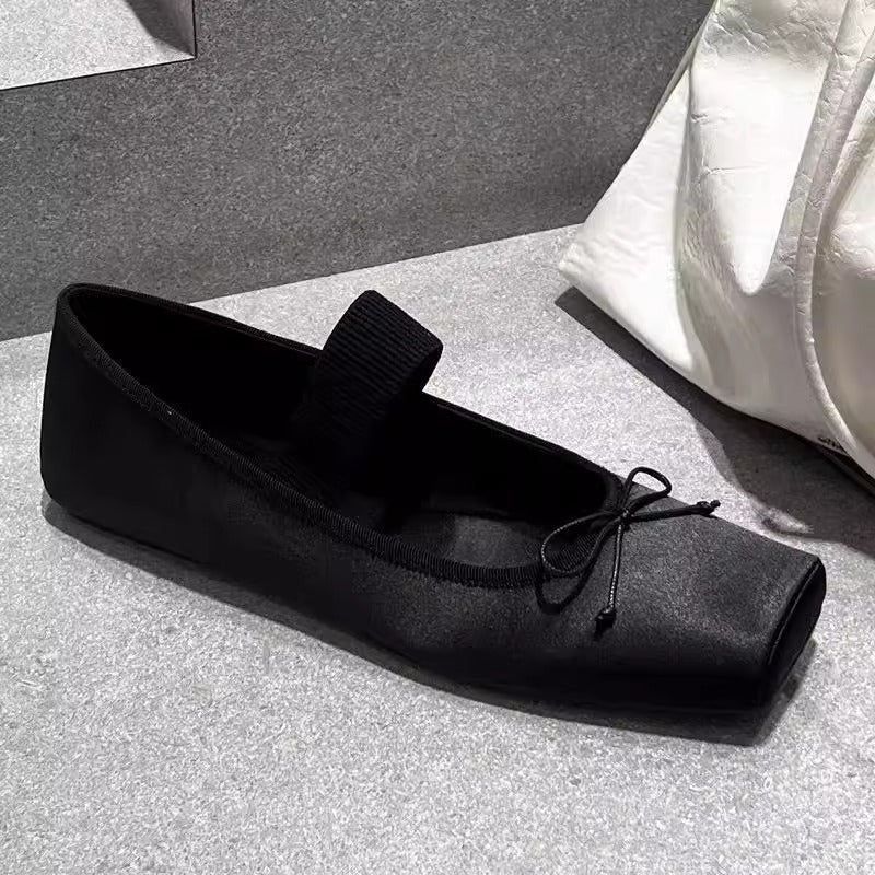 Women's Ballet Flats with Elastic Strap and Square Toe
