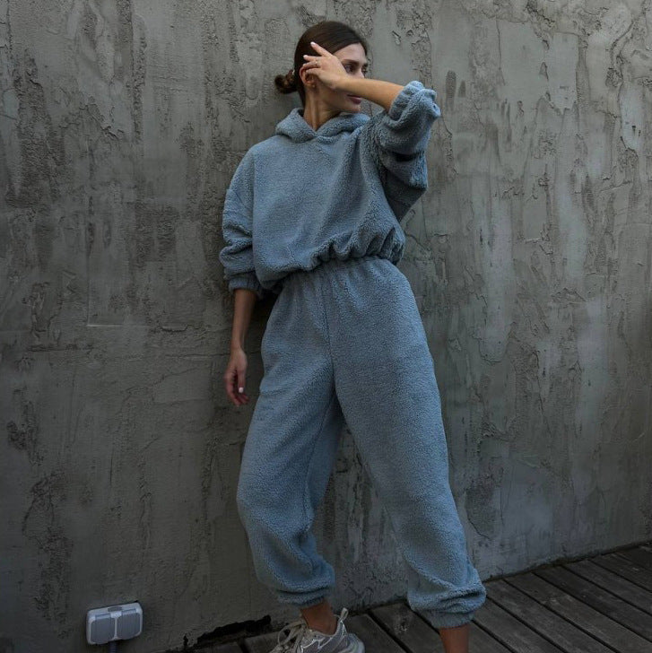 Women's Cozy Suit with Elastic Waistband and Hood
