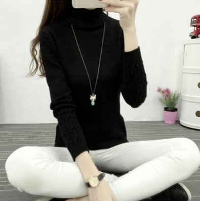 Women's Fine Knit Turtleneck Sweater with Cable Knit Pattern
