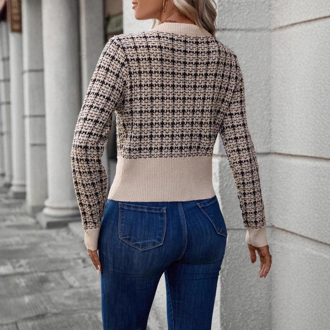 Women's Elegant Textured Cardigan with Decorative Buttons