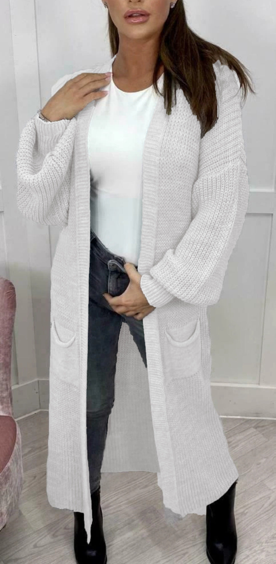 Women's Chunky Knit Cardigan with Open Sleeves