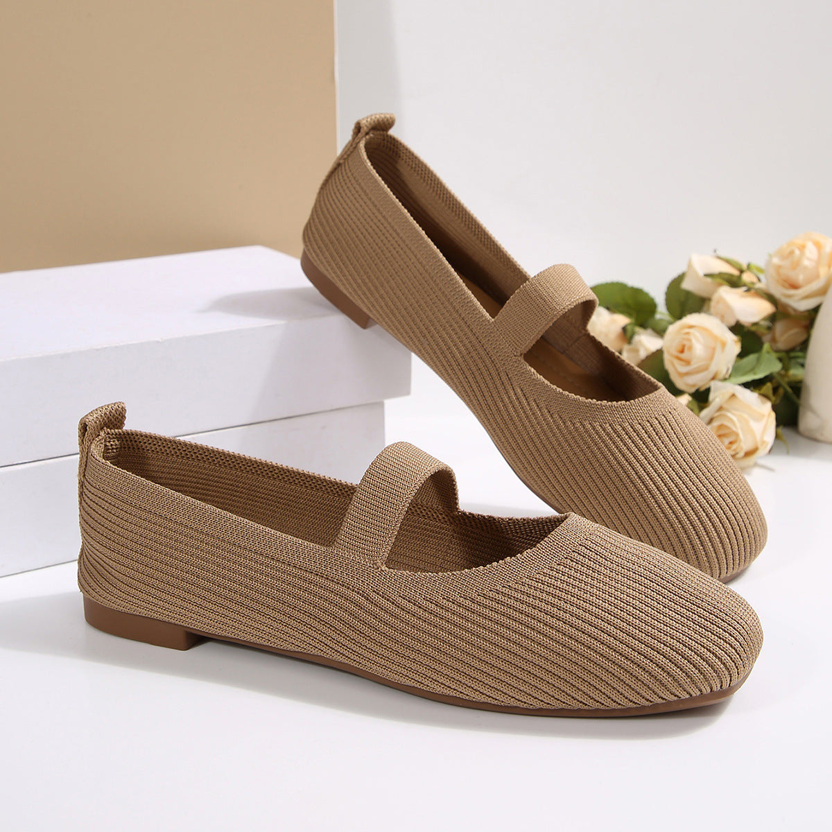 Women's Ballet Flats with Elastic Knit Design