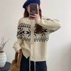 Women's Chunky Knit Cardigan with Cable Pattern and Buttons