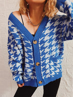 Women's Cozy Knit Cardigan with Modern Houndstooth Pattern and Button Details