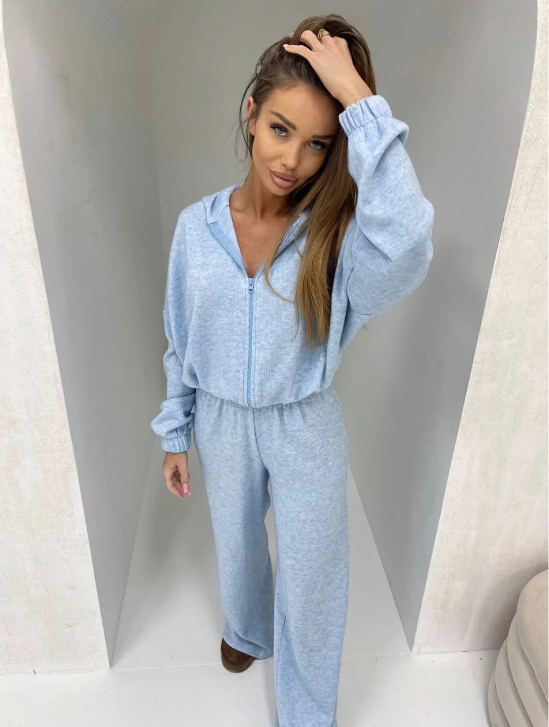 Elegant Fleece Jumpsuit with High Collar and Full-Length Zipper