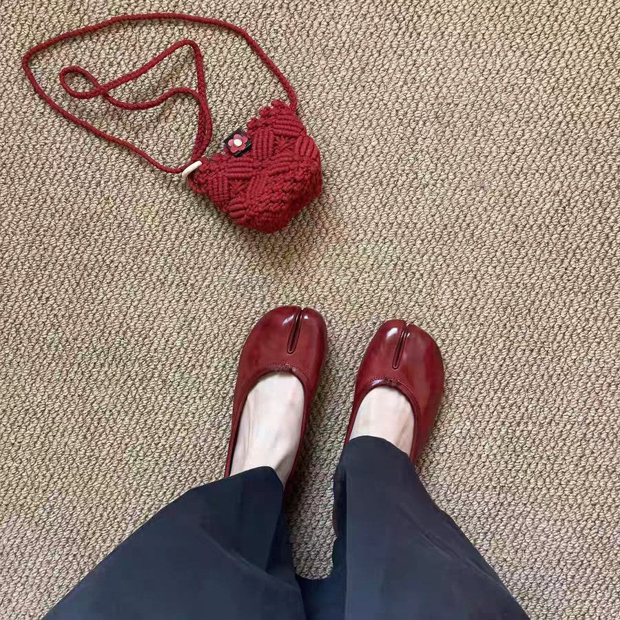 Women's Ballet Flats with Elegant Knot Accent