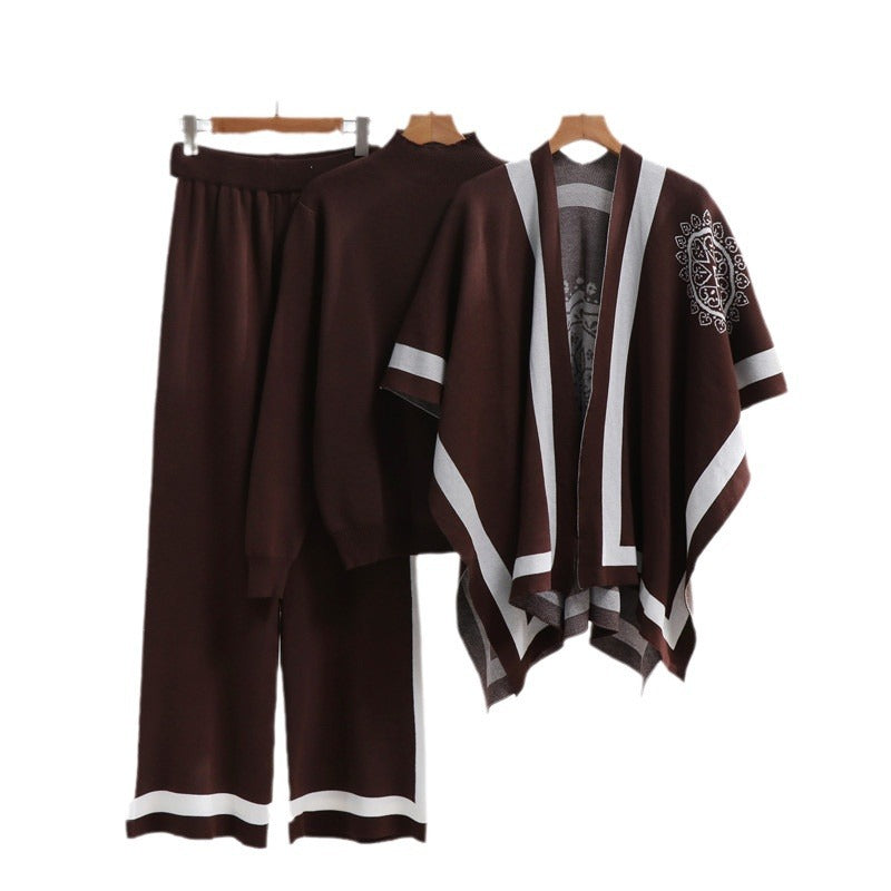 Elegant Knit Loungewear Set with Graphic Pattern and Wide Sleeves