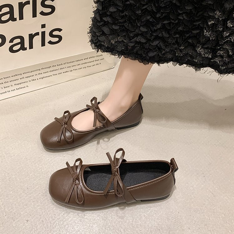 Women's Ballet Flats with Decorative Bow Detail