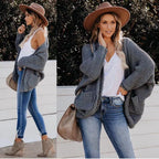 Women's Chunky Knit Jacket with Casual Contours and Large Pockets