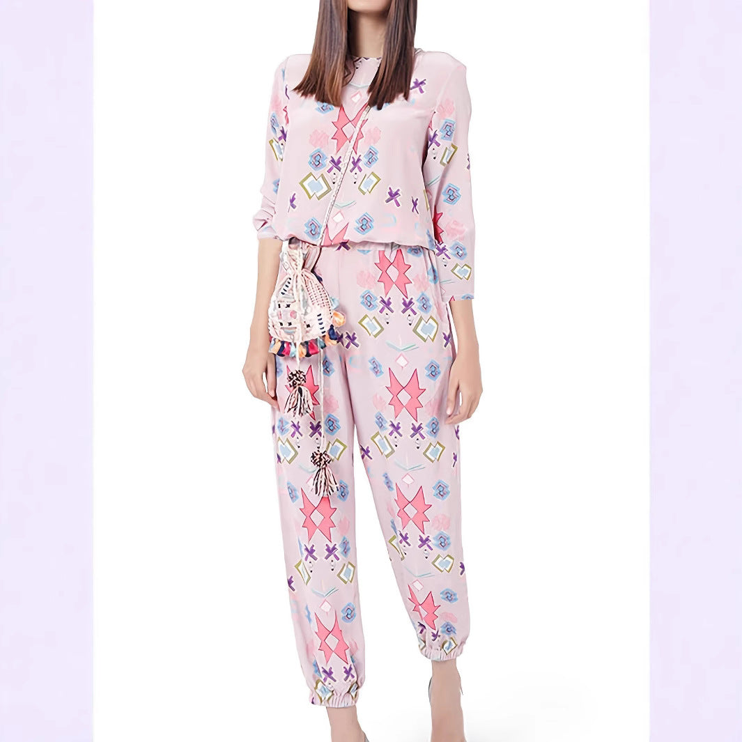 Women's Casual Jogging Suit with Modern Pattern