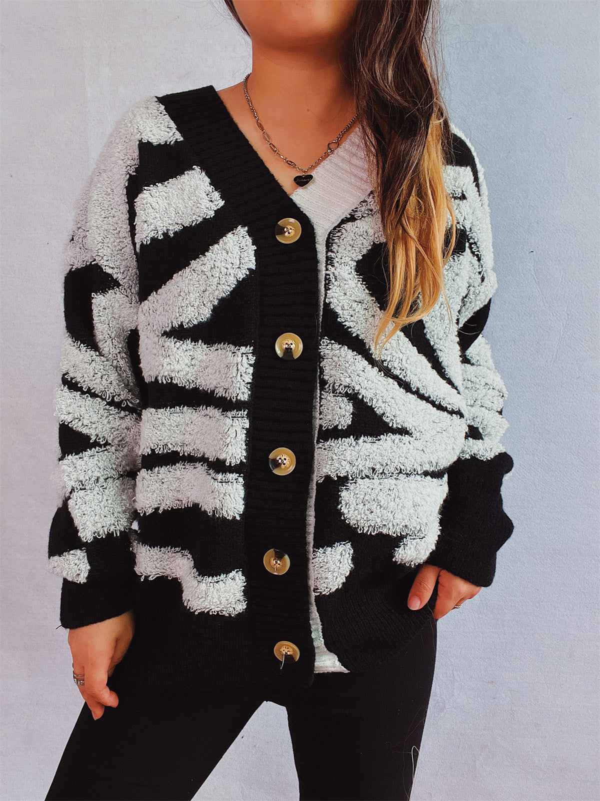 Women's Chunky Knit Cardigan with Pattern Mix and Elegant Button Details