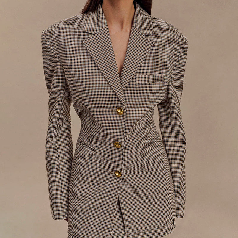 Women's Elegant Suit with Structured Fit and Gold Buttons