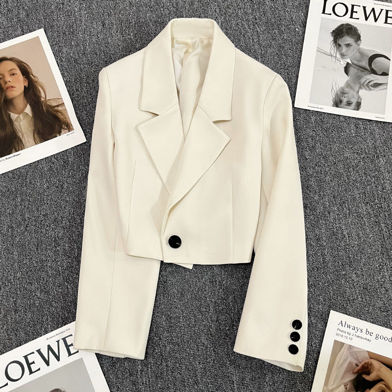 Women's Tailored Blazer with Elegant Lapels
