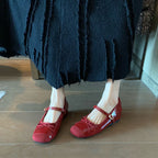 Women's Ballet Flats with Elegant Strap and High-Quality Patent Leather