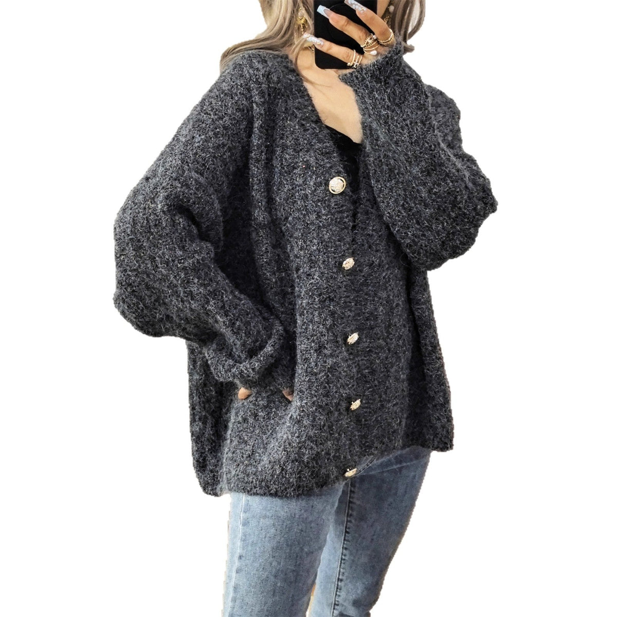 Women's Chunky Knit Cardigan with Fashionable Buttons and Relaxed Fit