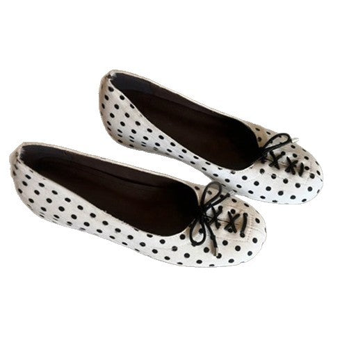 Women's Ballet Flats with Charming Polka Dot Pattern and Dainty Bow Detail