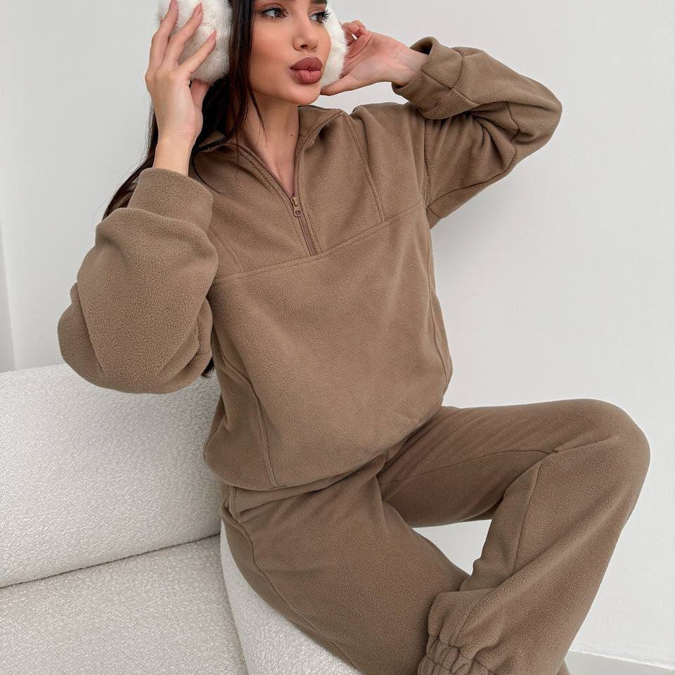 Women's Cozy Fleece Loungewear Set with Half Zipper and Joggers