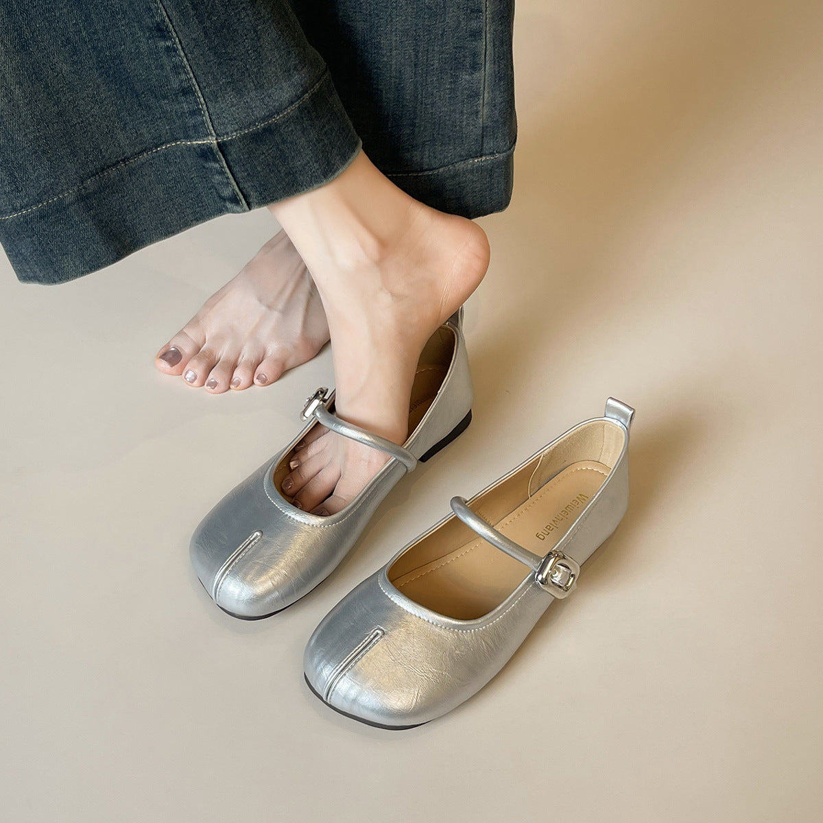 Women's Ballet Flats with Strap and Buckle Detail