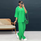 Casual Two-Piece Set with Modern Cut