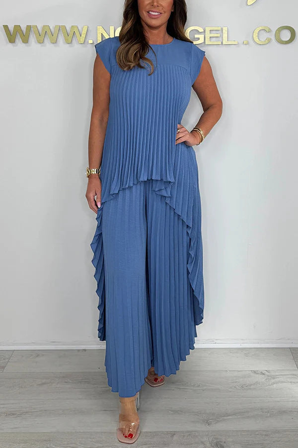 Elegant Pleated Jumpsuit with Asymmetric Hem