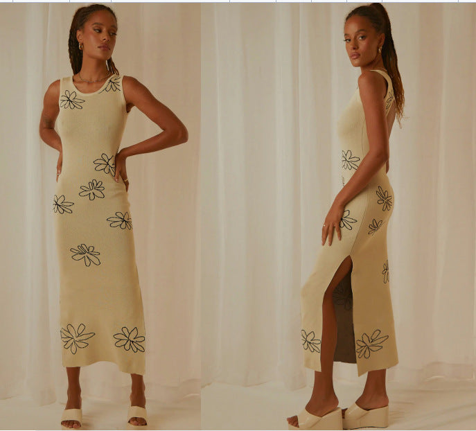 Women's Floral Knit Dress with Slim Fit and Sleeveless Design