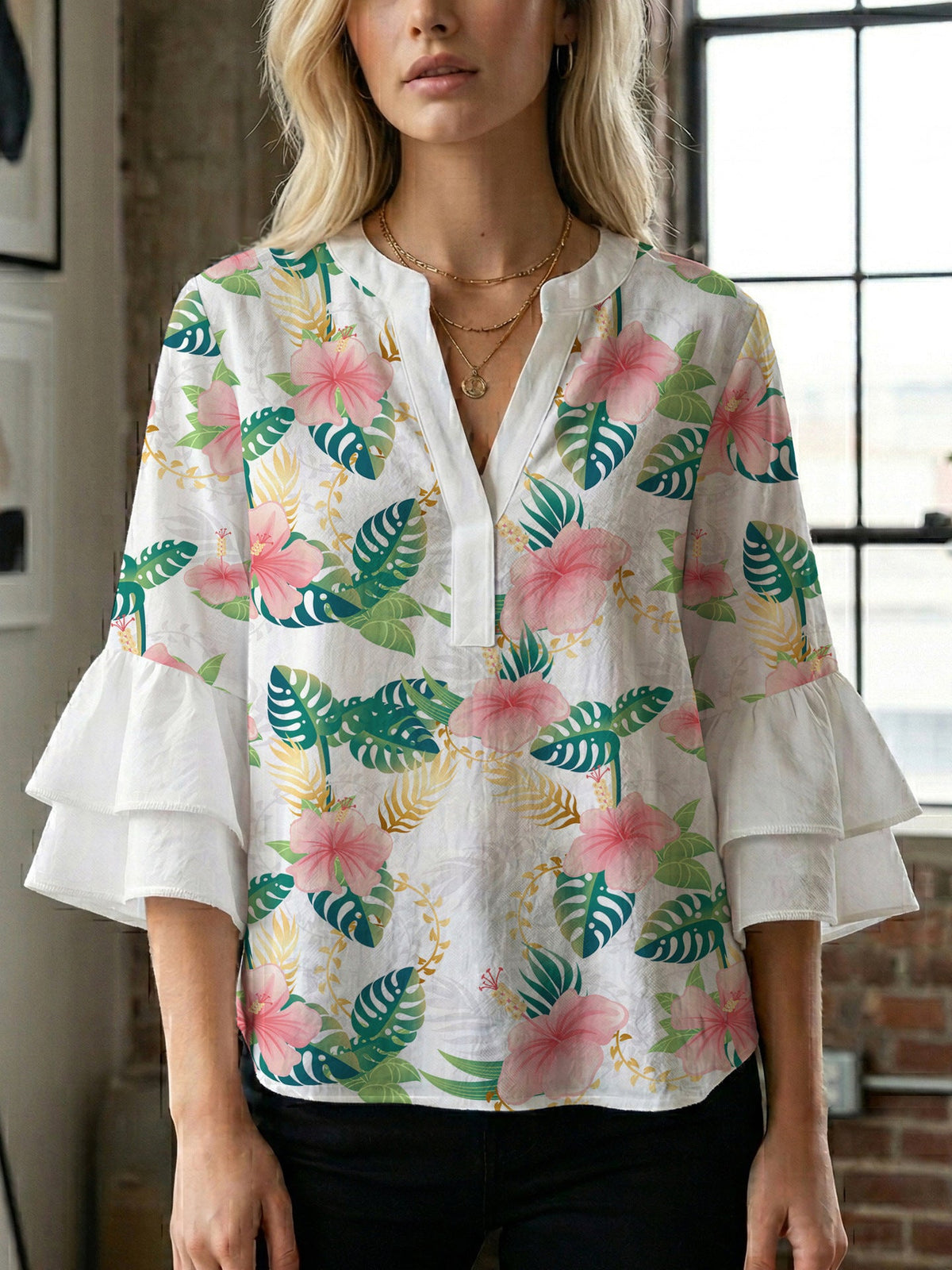 Women's Floral Blouse with Voluminous Sleeves