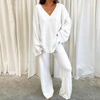 Women Comfortable Fleece Loungewear Set with V-Neck