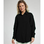 Casual Women's Long-Sleeve Blouse in Light Plaid Design