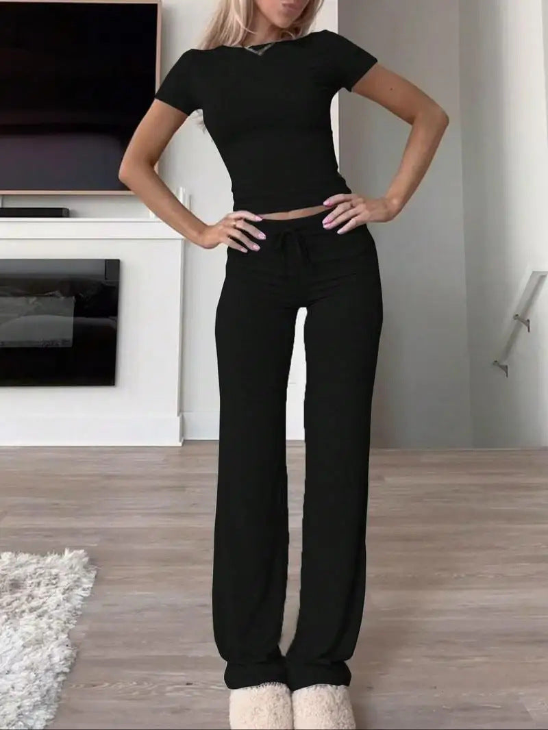Women's Casual Lounge Set with Fitted Top and Comfortable Pants