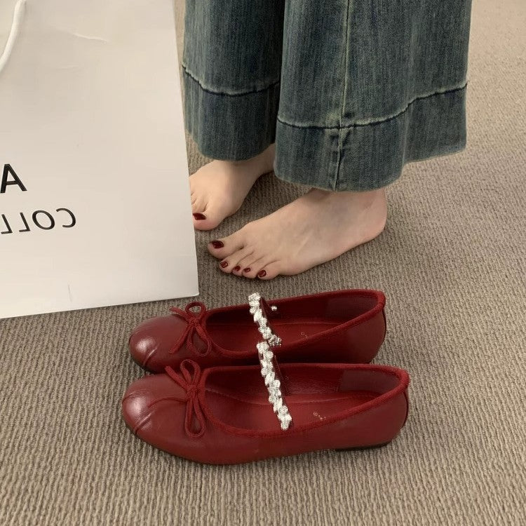 Women's Ballet Flats with Elegant Bow Accent and Quality Lining