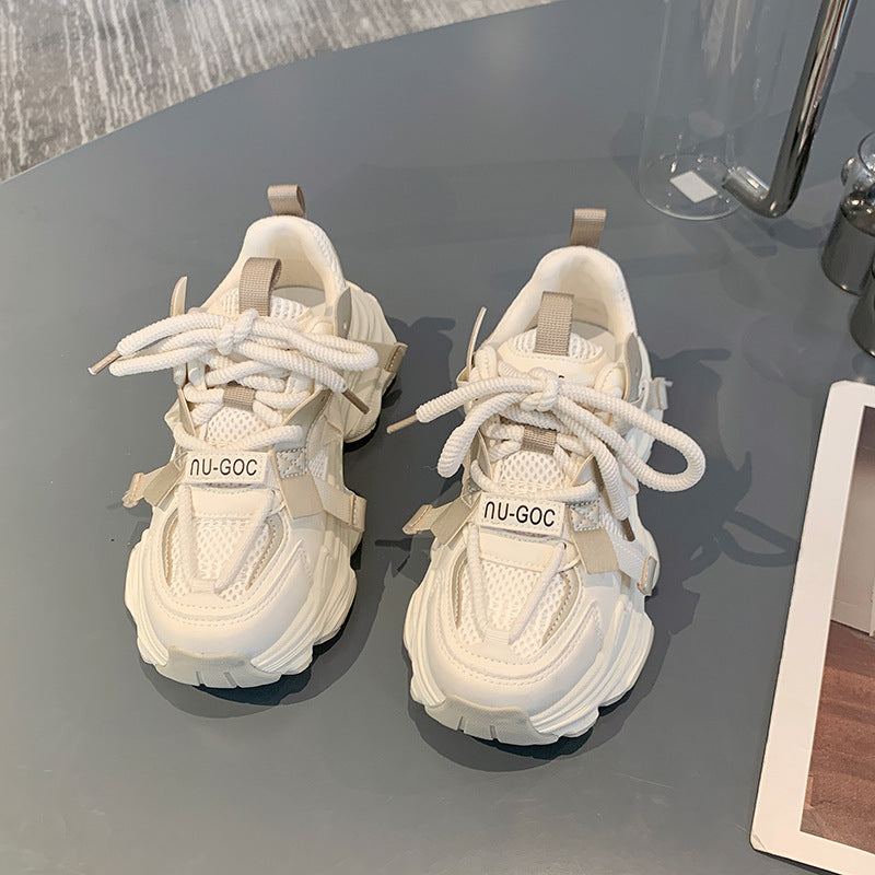 Women's Breathable Sneakers with Innovative Lacing System