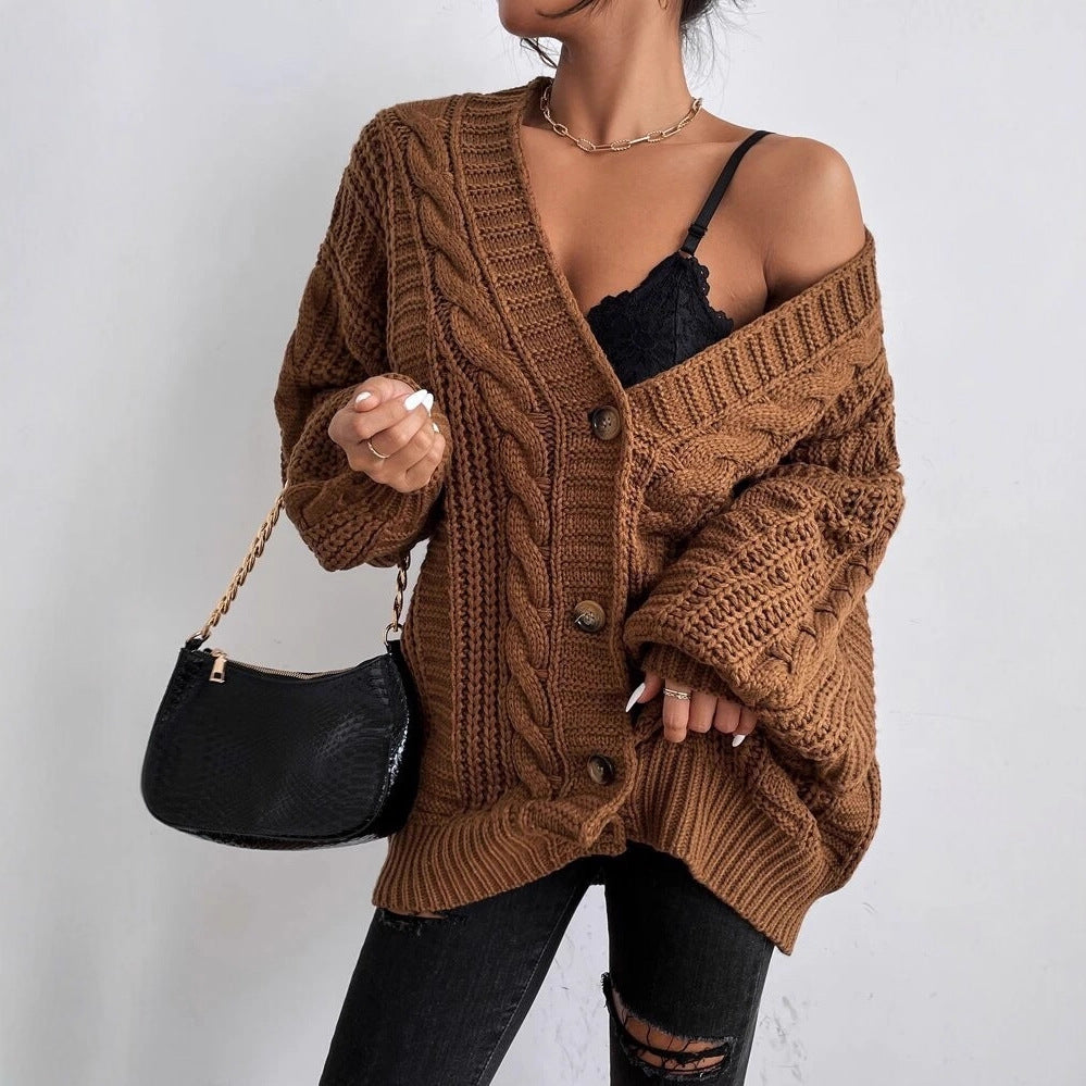 Women's Chunky Knit Cardigan with Decorative Cable Pattern