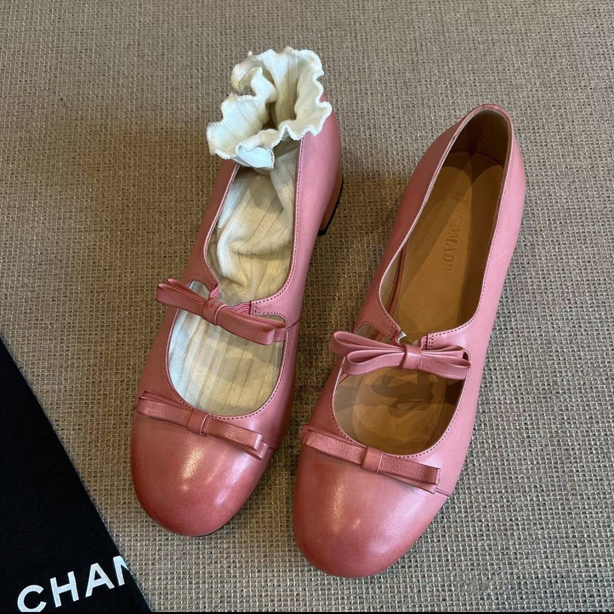 Women's Ballet Flats with Decorative Knit Trim and Elegant Bows