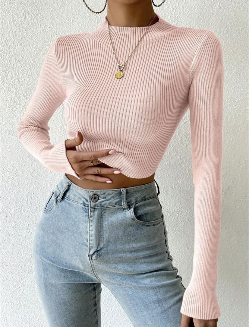 Women's Fine Knit Sweater with Mock Neck and Waveless Design