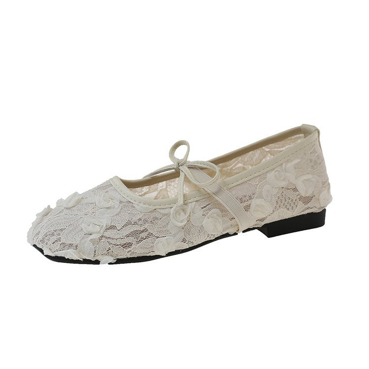 Women's Ballet Flats with Floral Lace Design