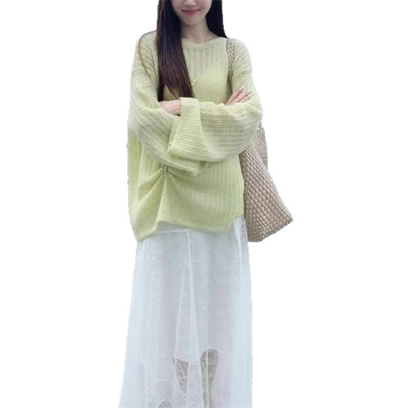 Women's Chunky Knit Sweater with Wide Cut and Fashionable Balloon Sleeves