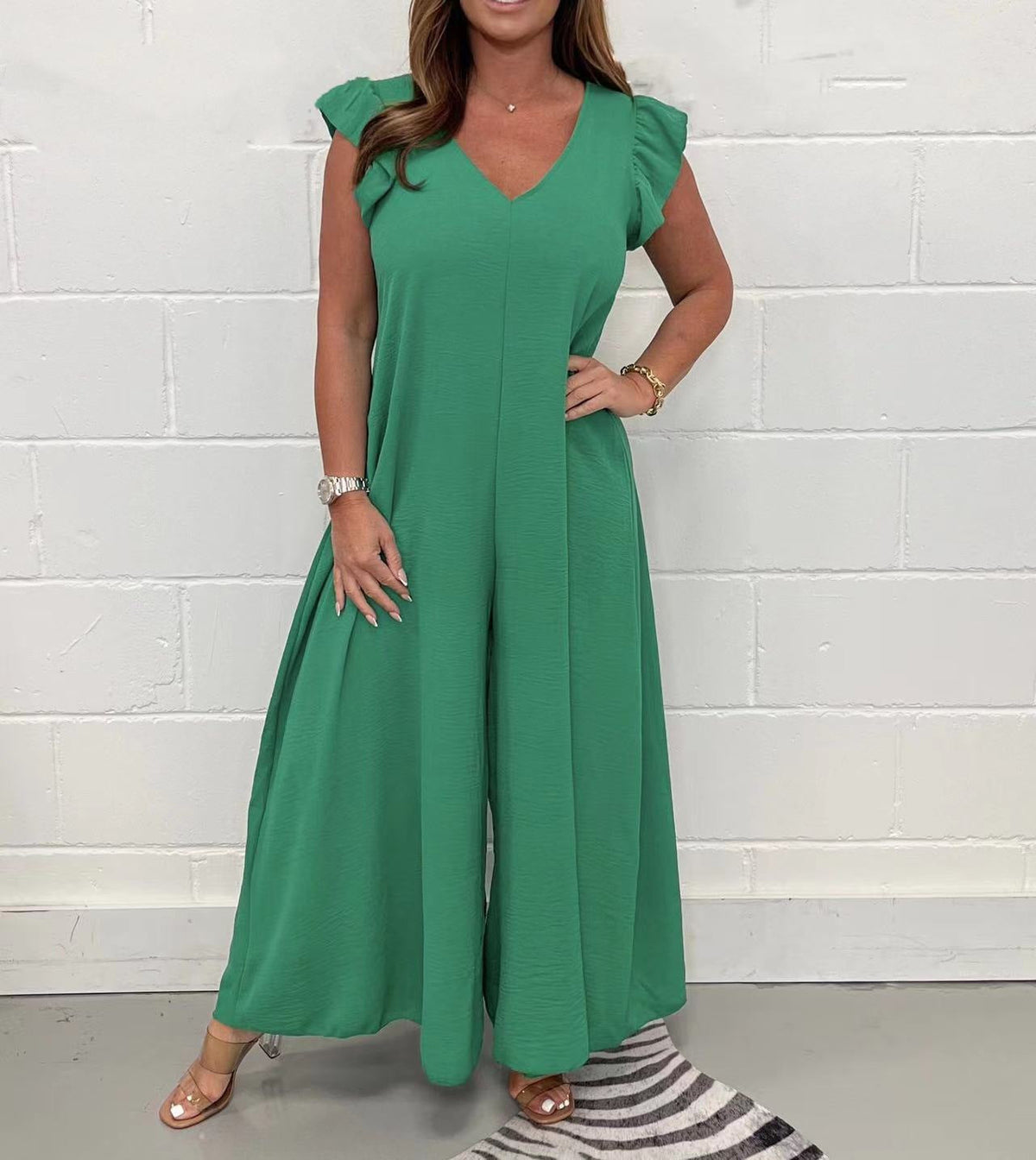 Women's Casual Jumpsuit with Flowing Cut and V-Neck