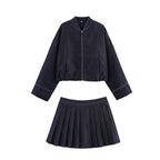 Women's Cropped Denim Jacket in Casual Blouson Style