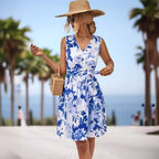 Women's Floral Dress with Tailored Cut and Swinging Skirt